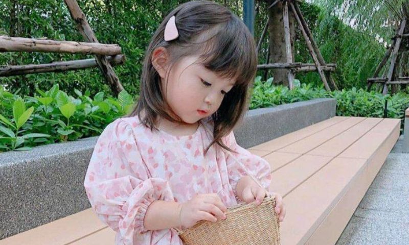 Cách phối đồ cho bé gái, bé trai đáng yêu, xinh xắn